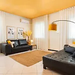 Casa De Lazzari - Piazza Brescia - Adria - Family Apartment