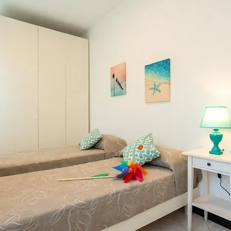 Casa De Lazzari - Piazza Brescia - Adria - Family Apartment Lido di Jesolo
