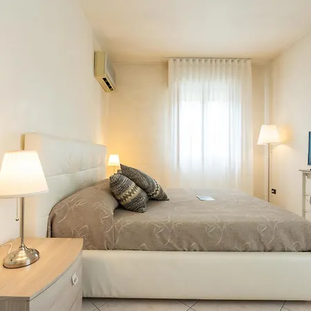 Casa De Lazzari - Piazza Brescia - Adria - Family *