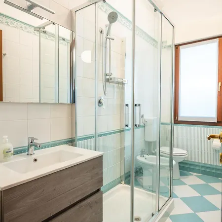 Casa De Lazzari - Piazza Brescia - Adria - Family * Lido di Jesolo