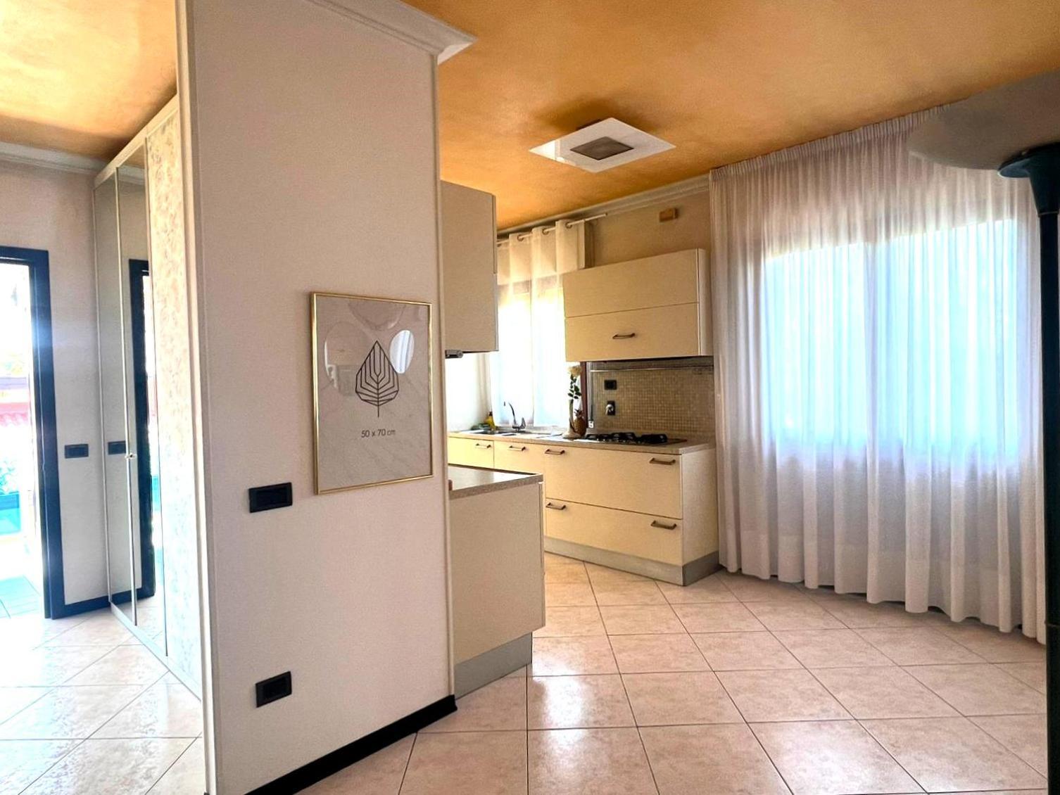 Casa De Lazzari - Piazza Brescia - Adria - Family Apartment *