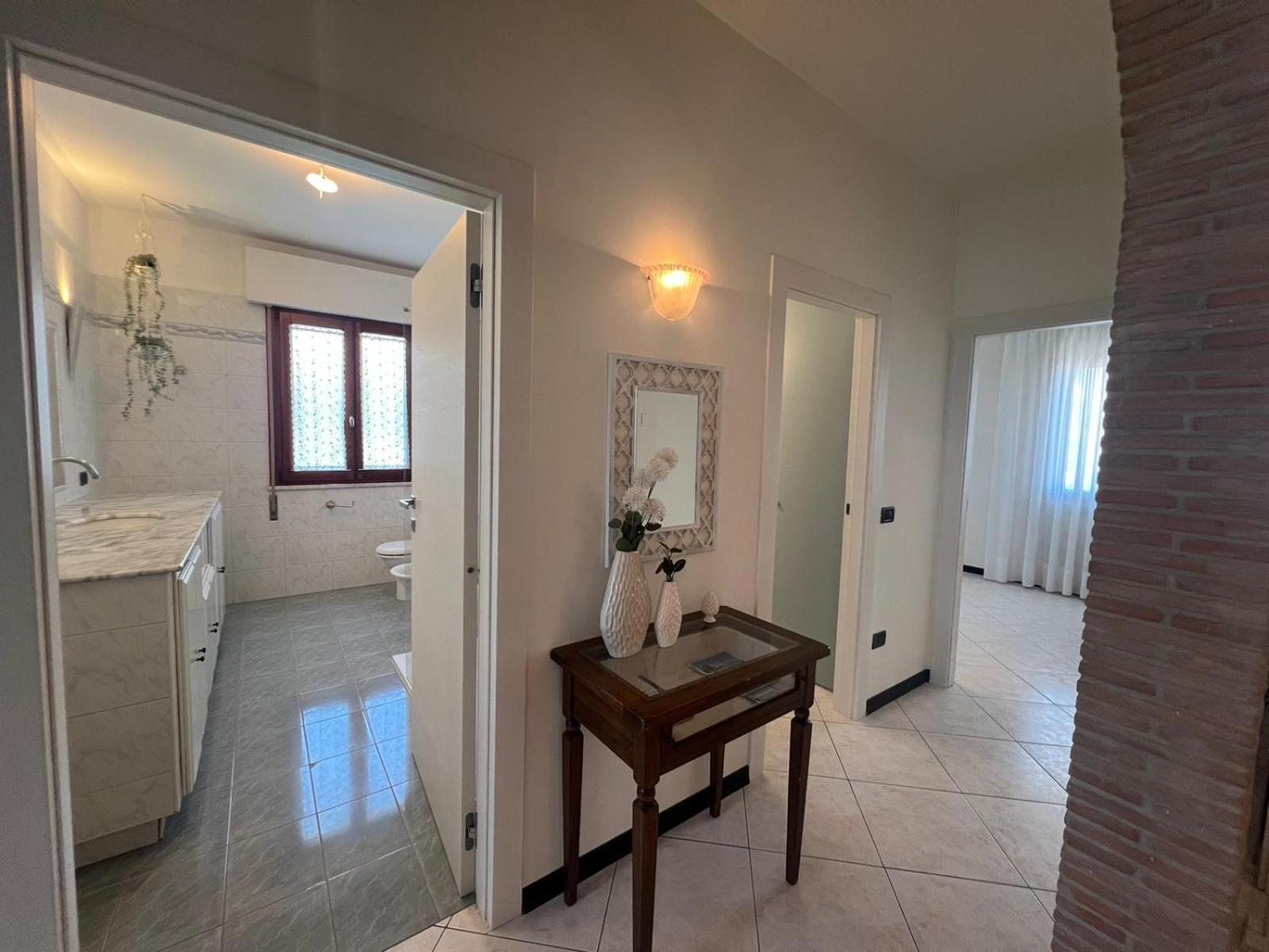 Casa De Lazzari - Piazza Brescia - Adria - Family Apartment